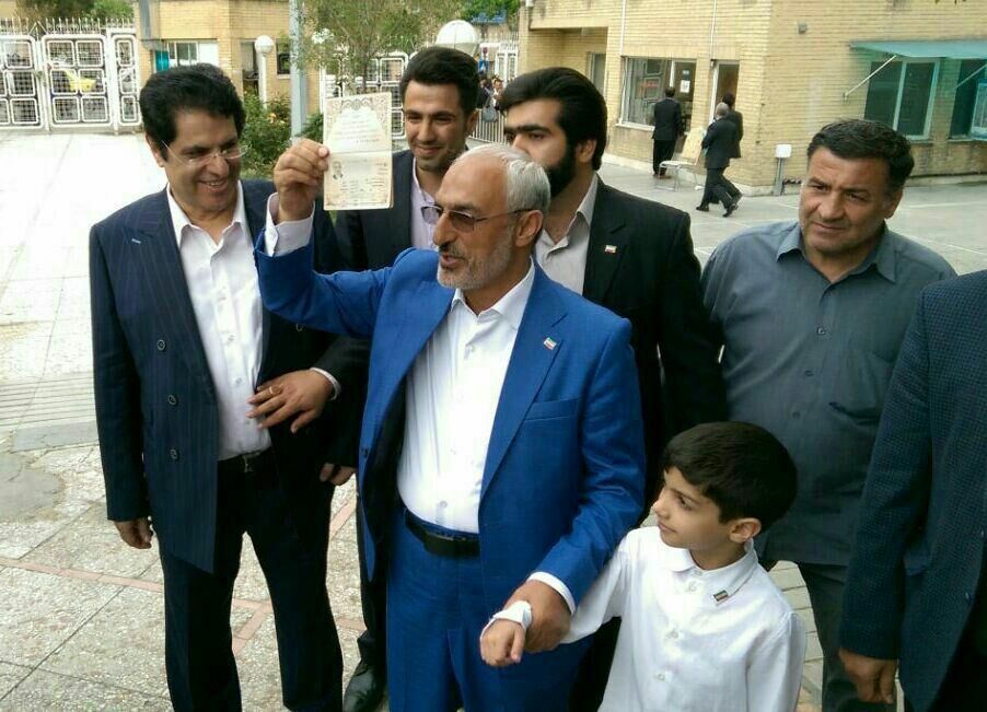 یک وزیر دیگر احمدی نژاد کاندیدا شد