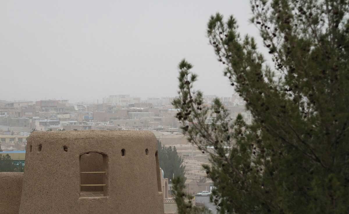 تصاویر گرد و غبار در آسمان بیرجند