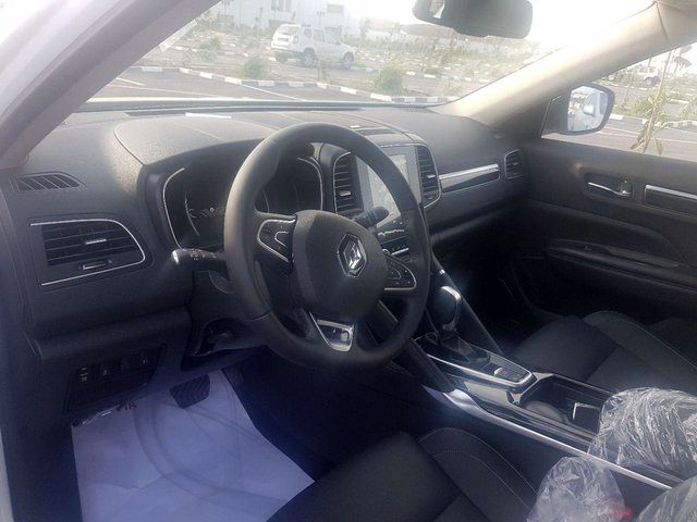 ورود رنو کولئوس به ایران/تصاویر