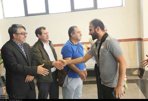 ورود تیم ملی والیبال ایران به اردبیل/تصاویر