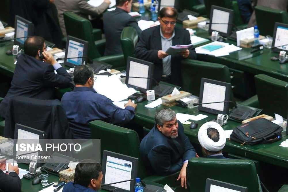 تصاویری از صحن علنی مجلس