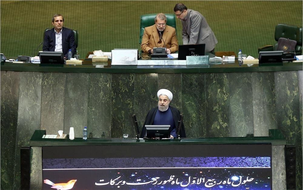 تصاویر تقدیم لایحه بودجه ۹۶ به مجلس