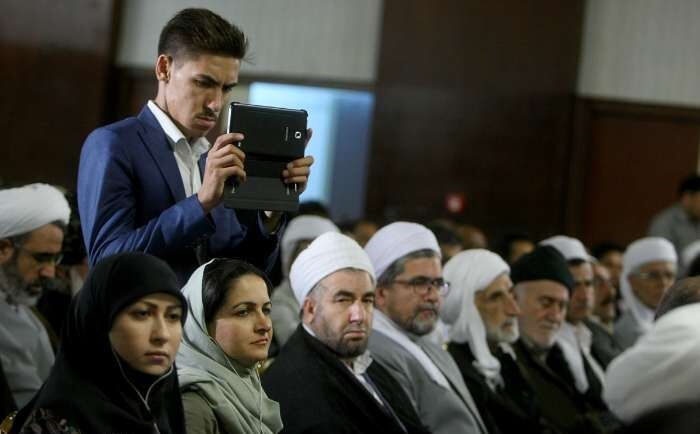 خوش‌وبش سیدحسن بامولوی عبدالحمید