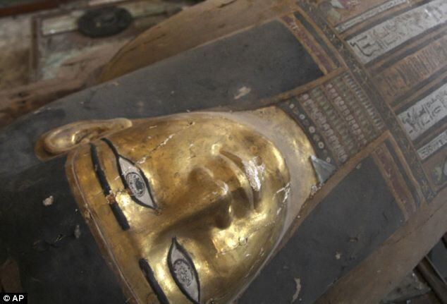 موزه ملی مصر غارت شد/تصاویر