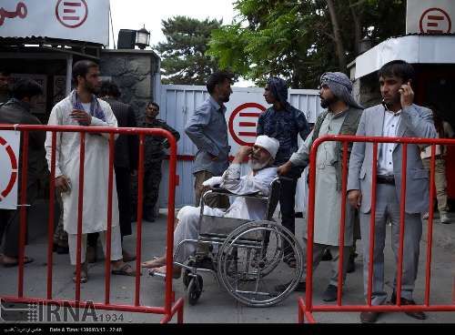 سه انفجار در مراسم خاکسپاری درکابل/تصاویر