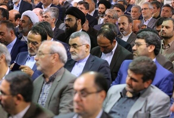 تصاویردیدار مجلس دهمی‌ها با رهبری