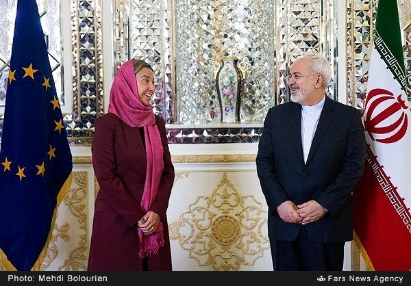 ظریف به پیشواز موگرینی رفت/تصاویر