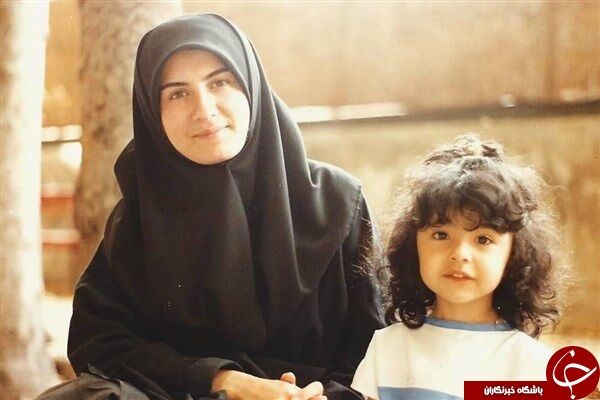 تصاویر زیرخاکی از مجری محبوب دهه60