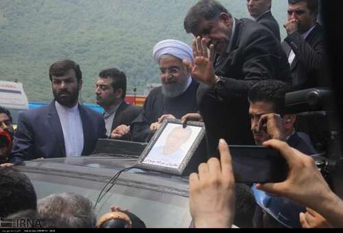 بازدید روحانی از معدن یورت/تصاویر