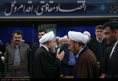دیدار جمعی از علمای اهل سنت با روحانی/تصاویر