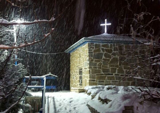 حال و هوای کریسمس در کوچک‌ترین کلیسای ایران