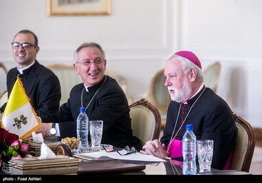 دیدار وزیرخارجه واتیکان با ظریف/تصاویر
