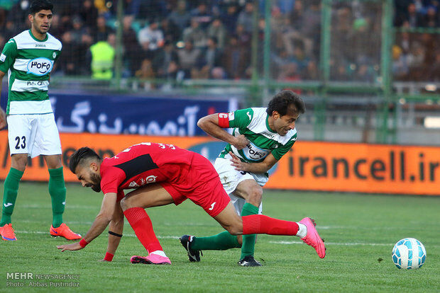 دیدار ذوب آهن و پرسپولیس/تصاویر