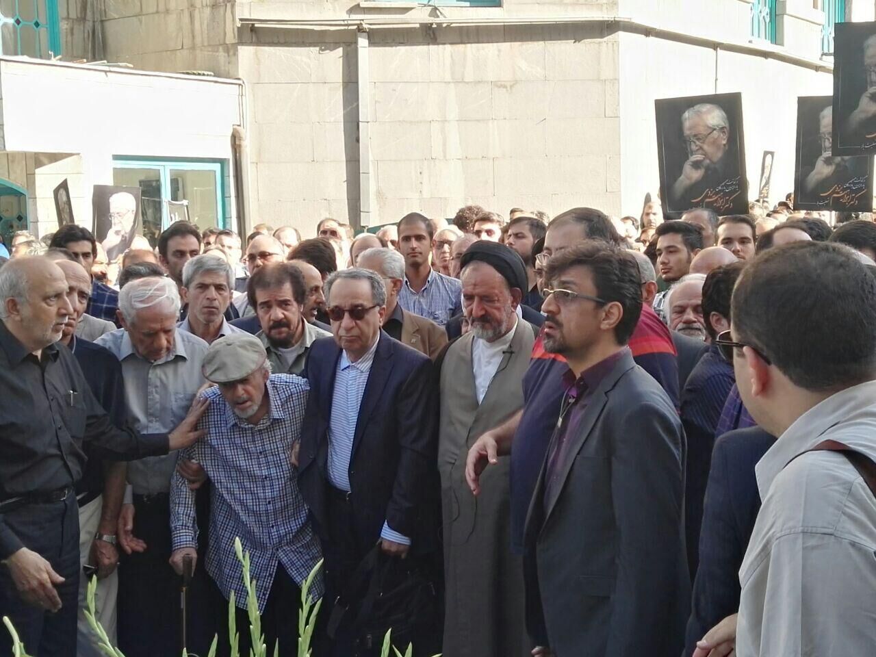 مراسم تشییع پیکر ابراهیم یزدی/تصاویر