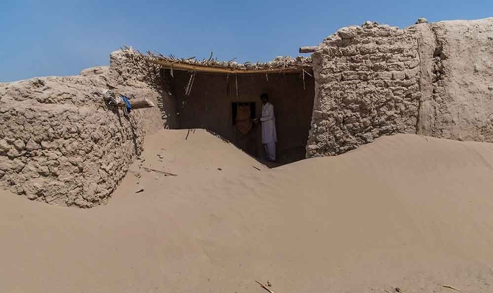 طوفان ۱۲۰ روزه سیستان /تصاویر 