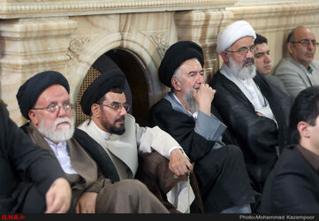 تصاویر دیدار علما با آیت‌الله‌هاشمی