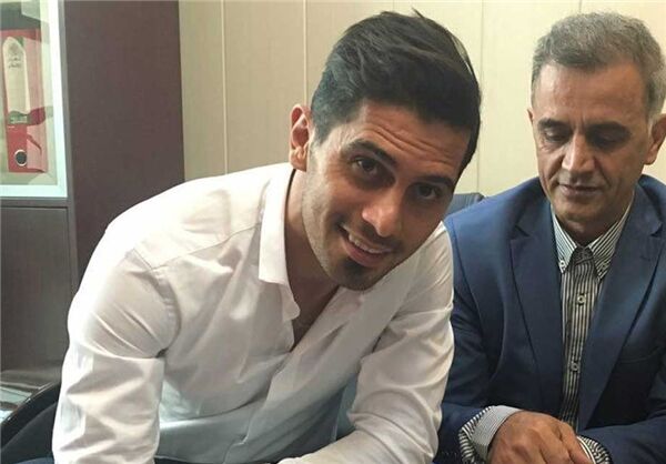 عالیشاه با پرسپولیس تمدید کرد