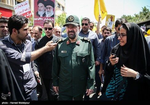 حضورشخصیت‌ها در راهپیمایی/تصاویر