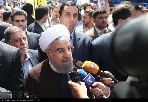 روحانی در راهپیمایی روز قدس/تصاویر
