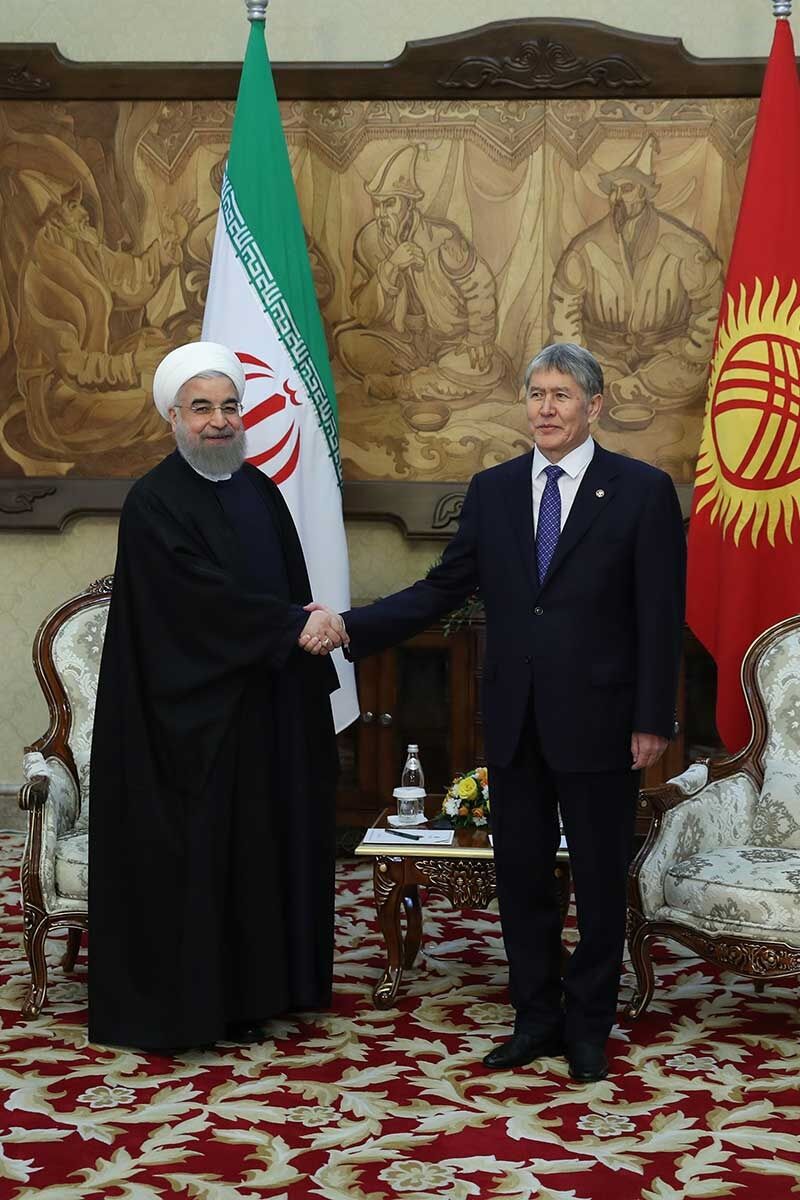 دیدار روسای‌جمهور ایران و قرقیزستان/تصاویر