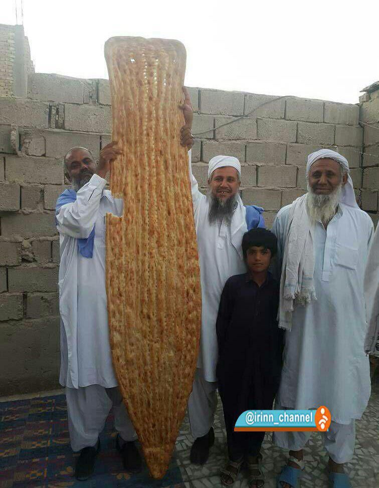 بزرگترین نان سنگک جهان/عکس