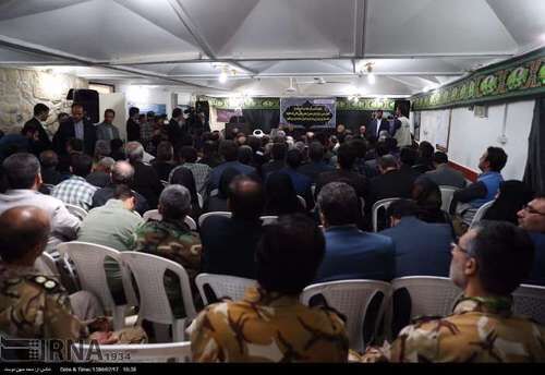 بازدید روحانی از معدن یورت/تصاویر